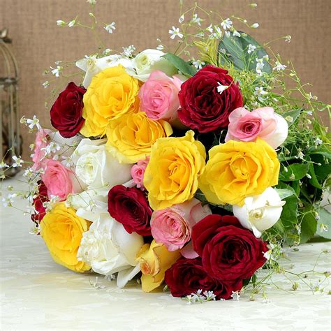 The Art of Arranging a Magical Mix with Roses